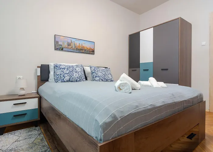 Spacious - Philadelphia *