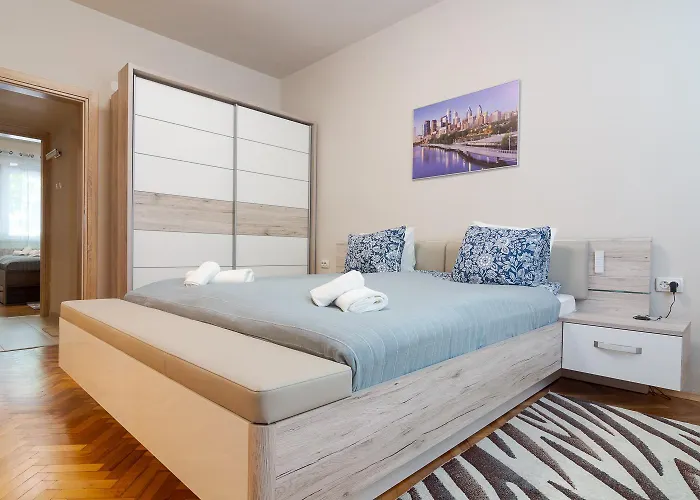 Spacious - Philadelphia